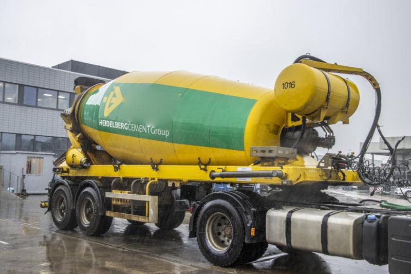 DE BUF BETON MIXER/MALAXEUR/MISCHER-12M3 - Semi-reboque betoneira: foto 2 DE BUF BETON MIXER/MALAXEUR/MISCHER-12M3 - Semi-reboque betoneira: foto 2