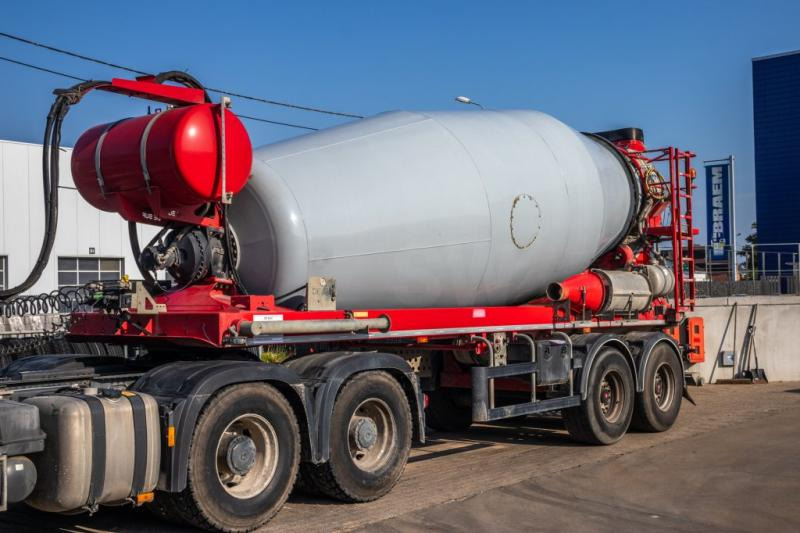 DE BUF BETON MIXER/MALAXEUR/MISCHER 12M3 - Semi-reboque betoneira: foto 1 DE BUF BETON MIXER/MALAXEUR/MISCHER 12M3 - Semi-reboque betoneira: foto 1