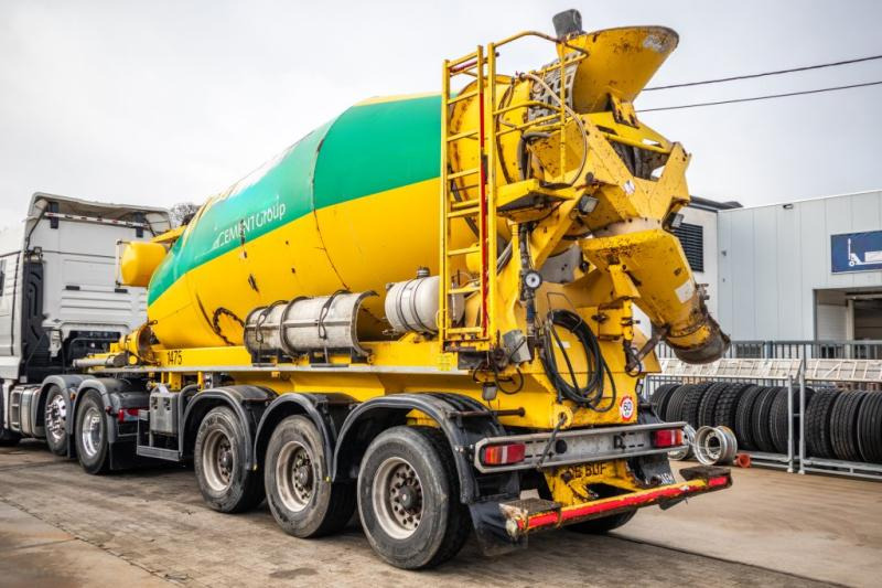 DE BUF BETON MIXER/MALAXEUR/MISCHER 12M3 - Semi-reboque betoneira: foto 4 DE BUF BETON MIXER/MALAXEUR/MISCHER 12M3 - Semi-reboque betoneira: foto 4