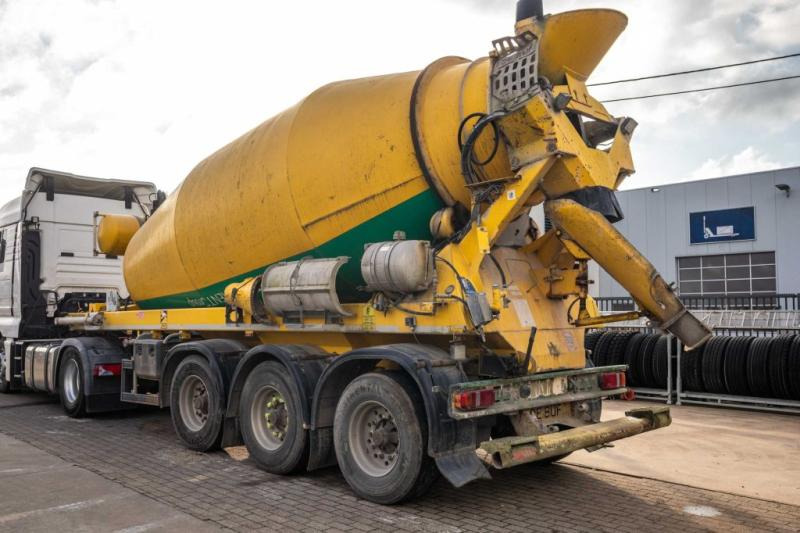 DE BUF BETON MIXER/MISCHER/MALAXEUR12M³ - Semi-reboque betoneira: foto 4 DE BUF BETON MIXER/MISCHER/MALAXEUR12M³ - Semi-reboque betoneira: foto 4