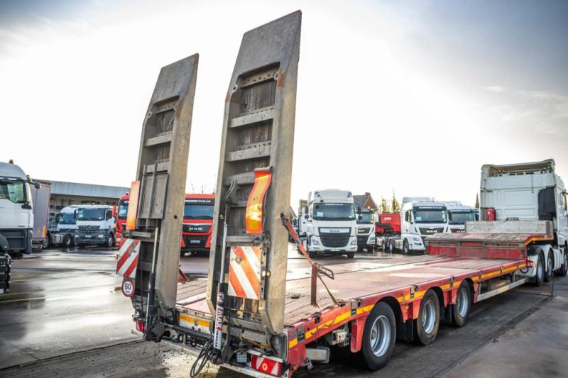 Faymonville MAXTRAILER- F-S43-1AAF- 49500 KG - Semi-reboque baixa: foto 3 Faymonville MAXTRAILER- F-S43-1AAF- 49500 KG - Semi-reboque baixa: foto 3