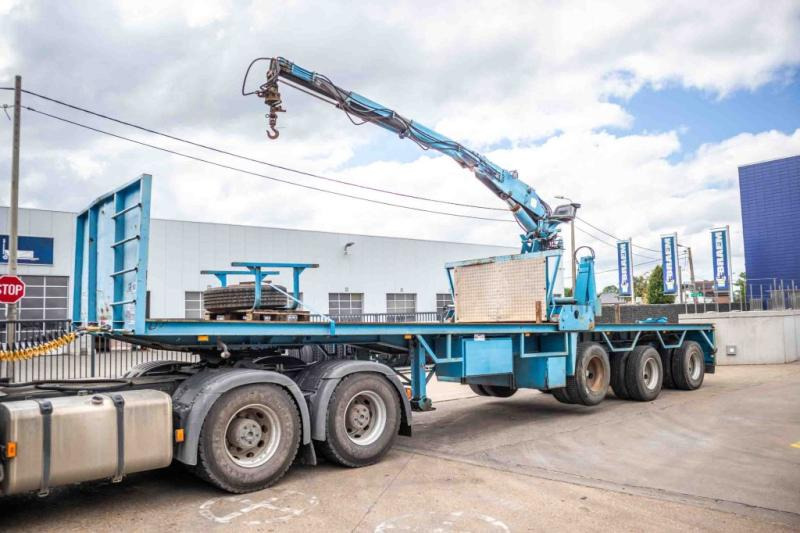 Kennis KRAAN/CRANE/GRUE/KRAN - KENNIS 14 TON/M - Semi-reboque plataforma/ Caixa aberta: foto 1 Kennis KRAAN/CRANE/GRUE/KRAN - KENNIS 14 TON/M - Semi-reboque plataforma/ Caixa aberta: foto 1