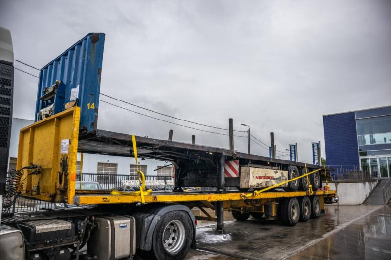 Krone SD27-PLATEAU-39000 KG MTM - Semi-reboque plataforma/ Caixa aberta: foto 1 Krone SD27-PLATEAU-39000 KG MTM - Semi-reboque plataforma/ Caixa aberta: foto 1