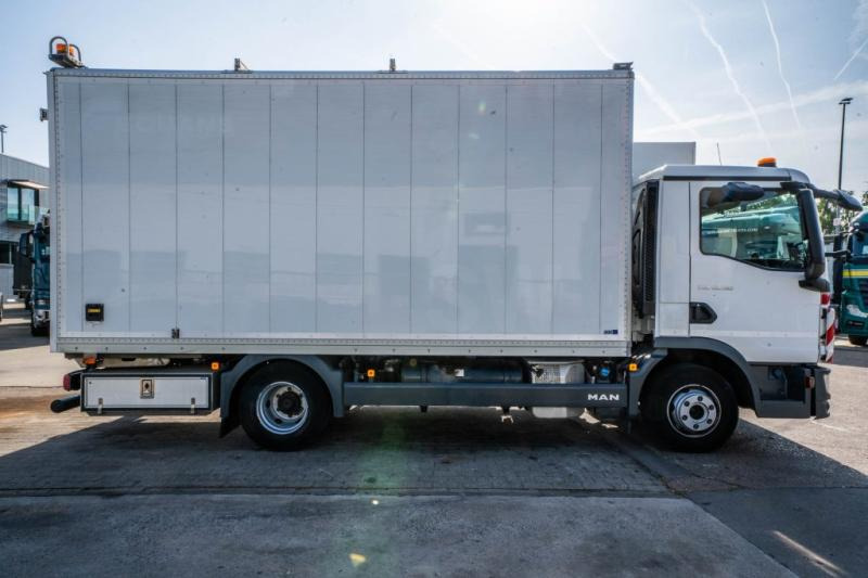 MAN TGL 10.190 BL - CARVAL INBOUW - Camião furgão: foto 3 MAN TGL 10.190 BL - CARVAL INBOUW - Camião furgão: foto 3