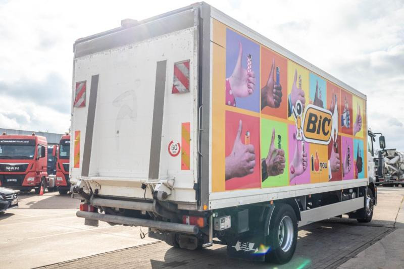 MAN TGM 18.340 BL - Camião furgão: foto 3 MAN TGM 18.340 BL - Camião furgão: foto 3