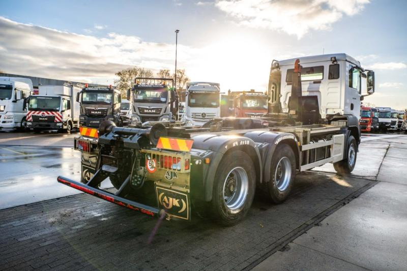 MAN TGS 33.470 BL - 64 456 KM - Camião polibenne: foto 4 MAN TGS 33.470 BL - 64 456 KM - Camião polibenne: foto 4