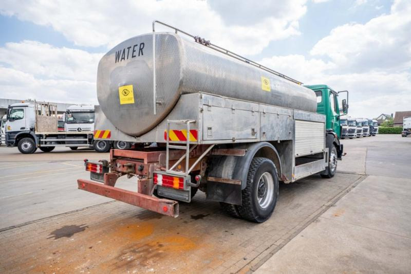 Mercedes SK 1831 L - WATER/EAU-11.500 L/3 Comp. - Camião cisterna: foto 4 Mercedes SK 1831 L - WATER/EAU-11.500 L/3 Comp. - Camião cisterna: foto 4