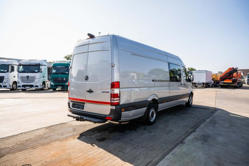Mercedes Sprinter 319 CDI/3.5+6 p. - Furgão: foto 4 Mercedes Sprinter 319 CDI/3.5+6 p. - Furgão: foto 4