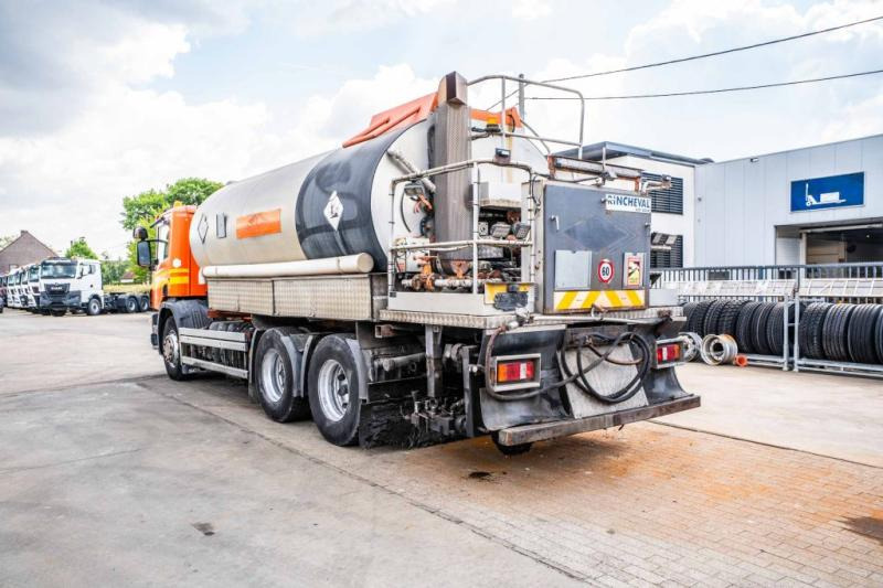 Scania SCANIA 124G.420 BITUMEN - Camião cisterna: foto 5 Scania SCANIA 124G.420 BITUMEN - Camião cisterna: foto 5
