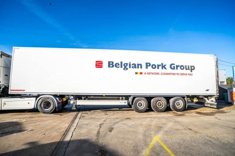 KAESSBOHRER Kässbohrer +CARRIER 1350 - Semi-reboque: foto 2 KAESSBOHRER Kässbohrer +CARRIER 1350 - Semi-reboque: foto 2