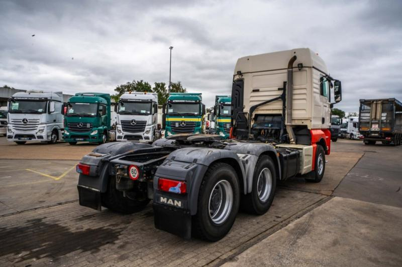 MAN TGX 33.560 XLX BLS+BIG AXLES+INTARDER - Tractor: foto 4 MAN TGX 33.560 XLX BLS+BIG AXLES+INTARDER - Tractor: foto 4