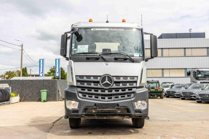 Mercedes AROCS 2645 BLS-6X4 - Tractor: foto 2 Mercedes AROCS 2645 BLS-6X4 - Tractor: foto 2