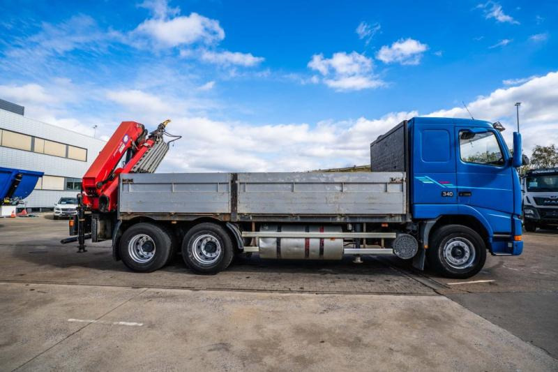 Volvo FH 340 - HMF 2420 K6 (2012) - Camião de caixa aberta/ Plataforma, Camião grua: foto 3 Volvo FH 340 - HMF 2420 K6 (2012) - Camião de caixa aberta/ Plataforma, Camião grua: foto 3