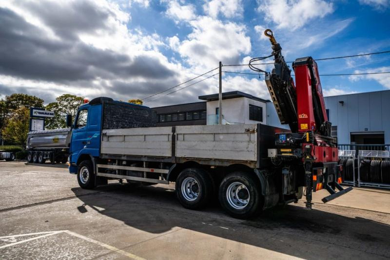 Volvo FH 340 - HMF 2420 K6 (2012) - Camião de caixa aberta/ Plataforma, Camião grua: foto 5 Volvo FH 340 - HMF 2420 K6 (2012) - Camião de caixa aberta/ Plataforma, Camião grua: foto 5