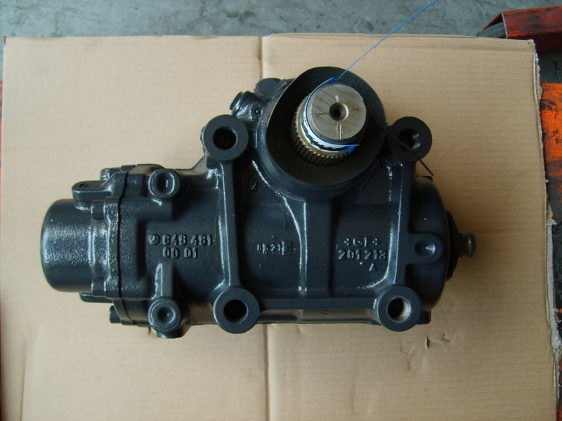 Mercedes-Benz LS8 A6464602000/70 / 646460200/6464600400/646460040080 - Caixa de direção para Camião: foto 2 Mercedes-Benz LS8 A6464602000/70 / 646460200/6464600400/646460040080 - Caixa de direção para Camião: foto 2