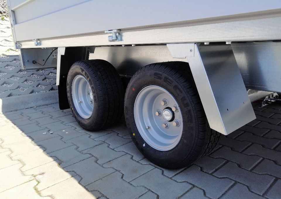 Besttrailers CONDOR III - Reboque plataforma/ Caixa aberta: foto 3 Besttrailers CONDOR III - Reboque plataforma/ Caixa aberta: foto 3