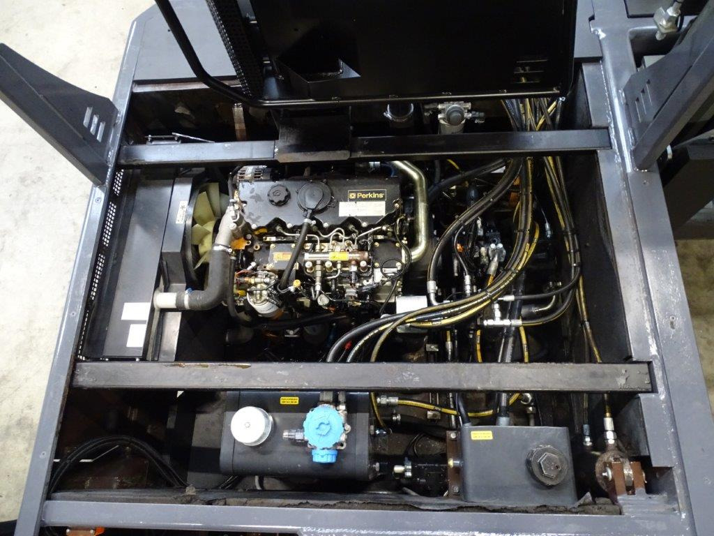 Baumann DFQ50/14/63TR - TRIPLEX - Empilhador lateral: foto 2 Baumann DFQ50/14/63TR - TRIPLEX - Empilhador lateral: foto 2