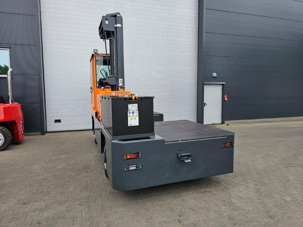 Hubtex S60E - TRIPLEX - NEU BATTERIE - Empilhador lateral: foto 5 Hubtex S60E - TRIPLEX - NEU BATTERIE - Empilhador lateral: foto 5