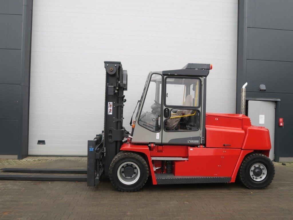 Kalmar DCF80-9 - Empilhador a diesel: foto 1 Kalmar DCF80-9 - Empilhador a diesel: foto 1