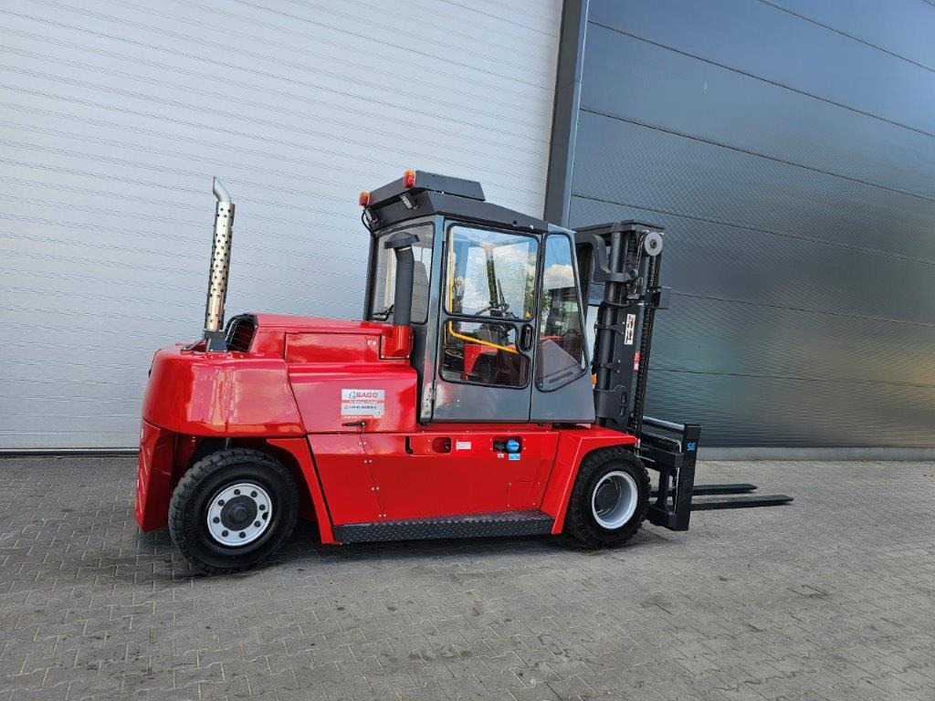 Kalmar DCF80-9 - Empilhador a diesel: foto 4 Kalmar DCF80-9 - Empilhador a diesel: foto 4