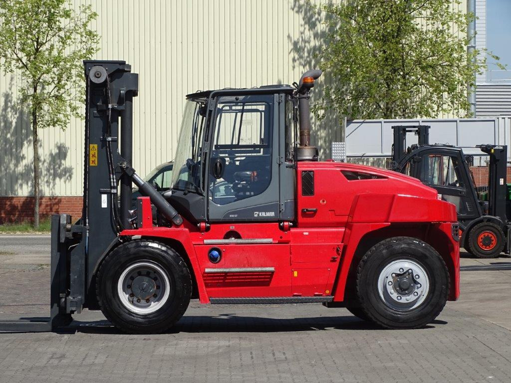 Kalmar DCG127-6 - Empilhador a diesel: foto 3 Kalmar DCG127-6 - Empilhador a diesel: foto 3