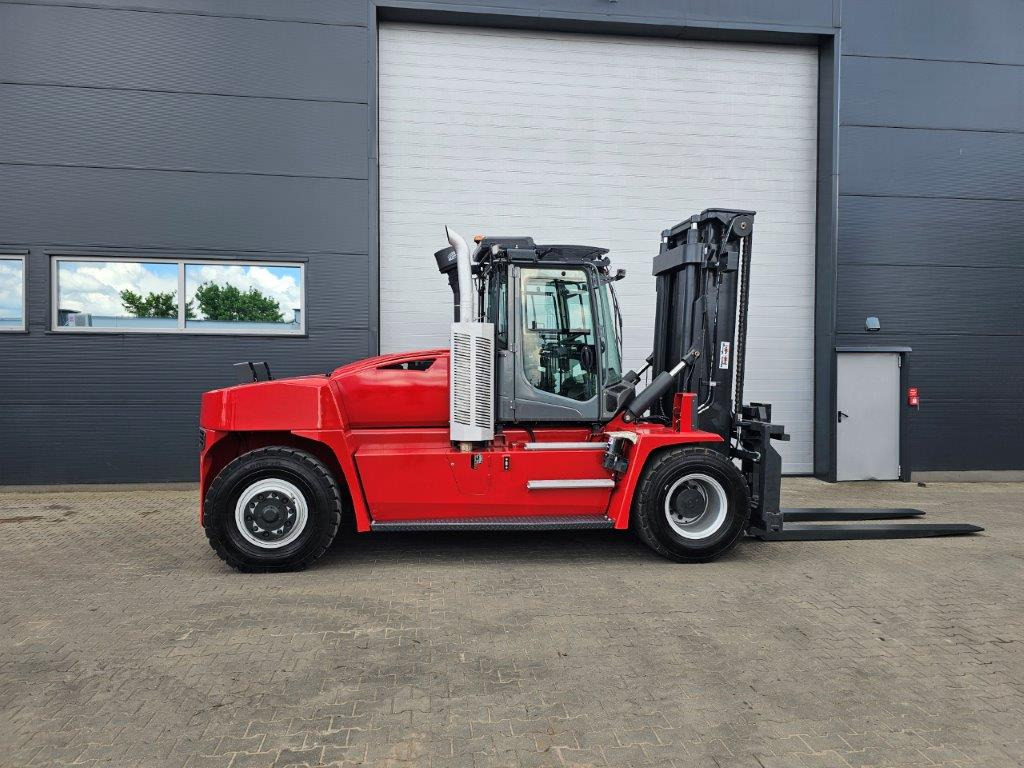 Kalmar DCG160-12 - Drehsitz - Empilhador a diesel: foto 3 Kalmar DCG160-12 - Drehsitz - Empilhador a diesel: foto 3