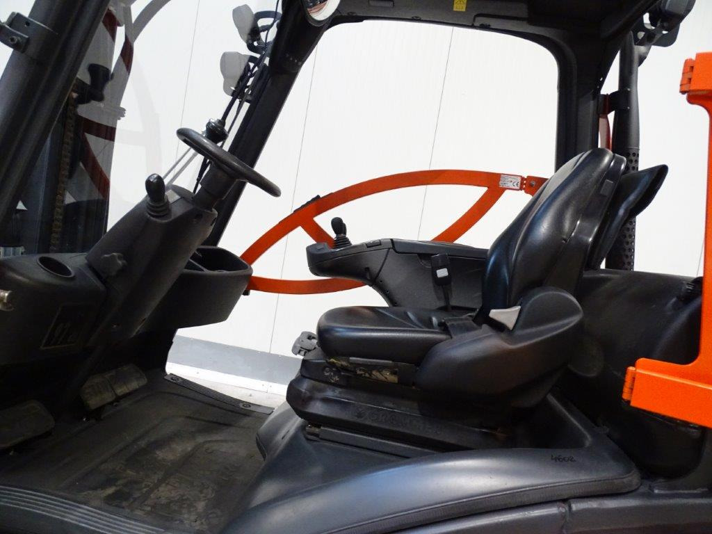 Empilhador a diesel Linde H18D-01 - TRIPLEX: foto 7