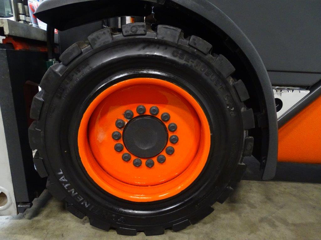 Linde H30D - TRIPLEX - Empilhador a diesel: foto 2 Linde H30D - TRIPLEX - Empilhador a diesel: foto 2