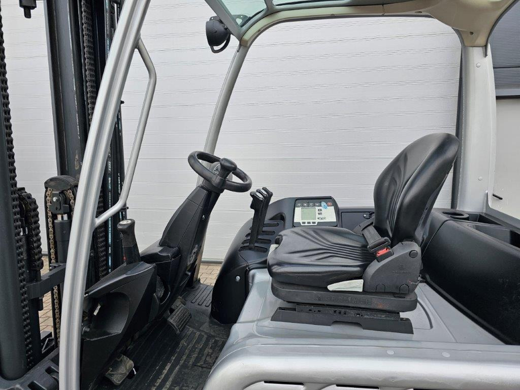 Still RX60-50 - TRIPLEX - Empilhador elétrico: foto 4 Still RX60-50 - TRIPLEX - Empilhador elétrico: foto 4