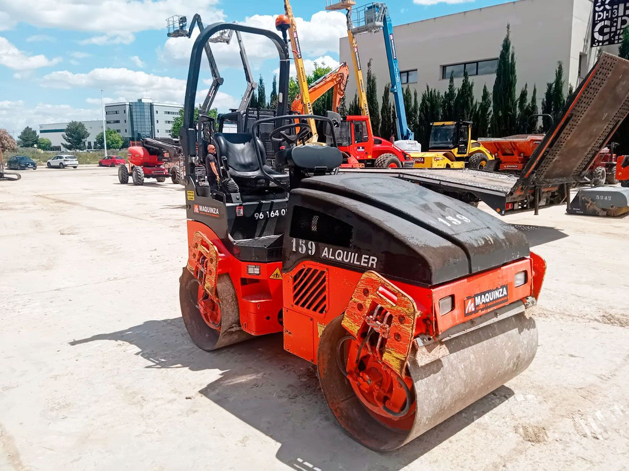 BOMAG BW120AD4 - Compactador de asfalto: foto 1 BOMAG BW120AD4 - Compactador de asfalto: foto 1