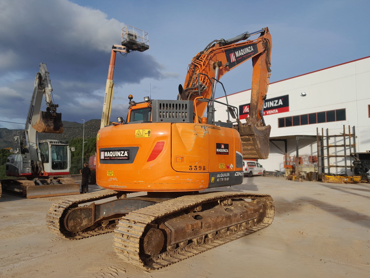 DOOSAN DX235LCR - Escavadora de rastos: foto 3 DOOSAN DX235LCR - Escavadora de rastos: foto 3