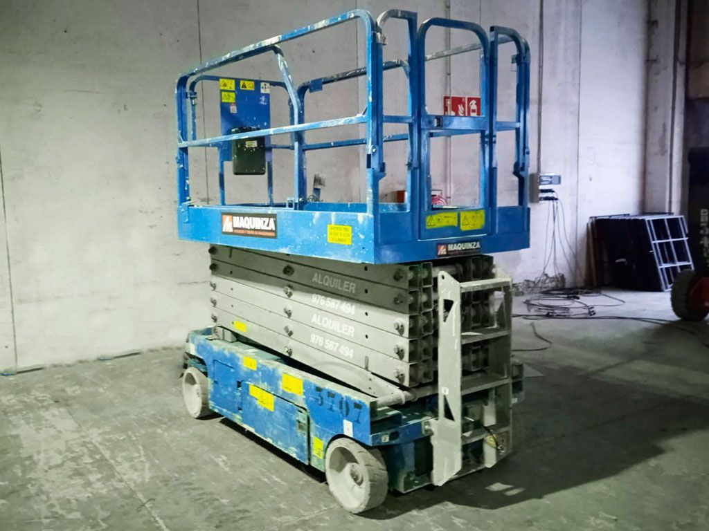 GENIE GS4047 - Plataforma de Tijera/ Plataforma de tesoura: foto 3 GENIE GS4047 - Plataforma de Tijera/ Plataforma de tesoura: foto 3