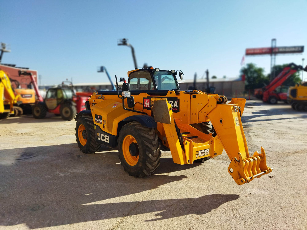 JCB 540.180 - Empilhador telescópico: foto 2 JCB 540.180 - Empilhador telescópico: foto 2