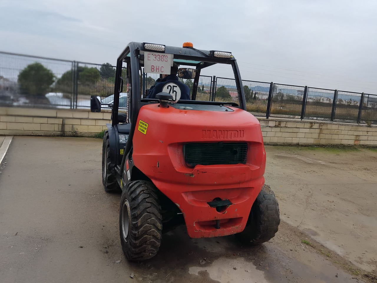 MANITOU MC18.4 D - Empilhador a diesel: foto 4 MANITOU MC18.4 D - Empilhador a diesel: foto 4