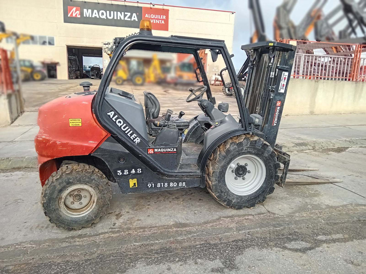 MANITOU MC18.4 D - Empilhador a diesel: foto 3 MANITOU MC18.4 D - Empilhador a diesel: foto 3