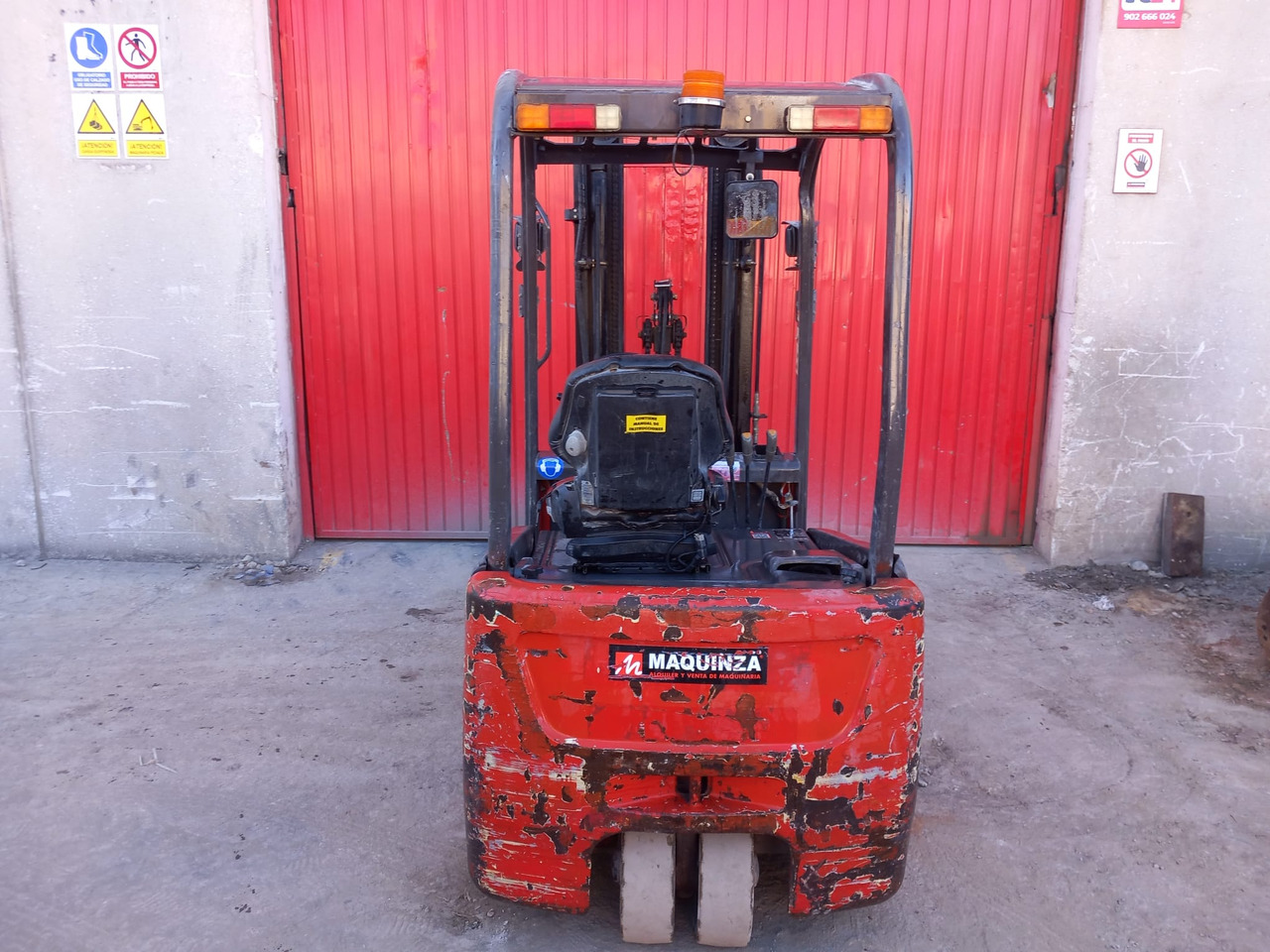 MANITOU ME318 48V - Empilhador elétrico: foto 2 MANITOU ME318 48V - Empilhador elétrico: foto 2