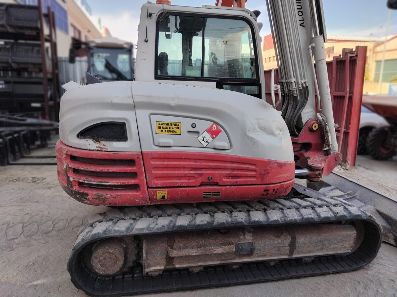 TAKEUCHI TB290 - Mini escavadeira: foto 5 TAKEUCHI TB290 - Mini escavadeira: foto 5