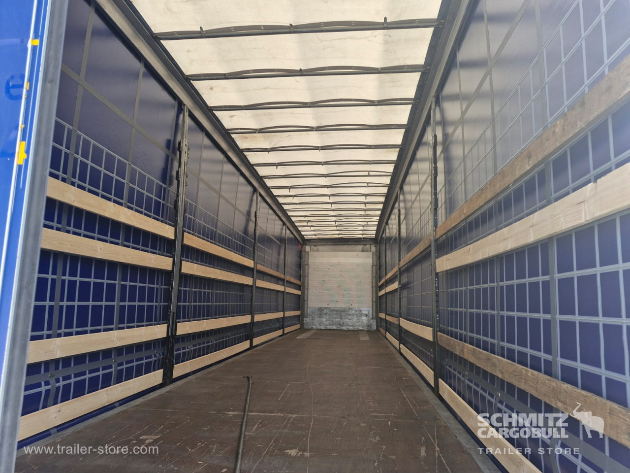 SCHMITZ Curtainsider Varios - Semi-reboque de lona: foto 2 SCHMITZ Curtainsider Varios - Semi-reboque de lona: foto 2