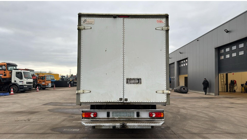 Citroën Jumper (3.0L / 180PS / EURO 5 / N1 / BELGIAN VAN) - Carrinha de contentor: foto 5 Citroën Jumper (3.0L / 180PS / EURO 5 / N1 / BELGIAN VAN) - Carrinha de contentor: foto 5