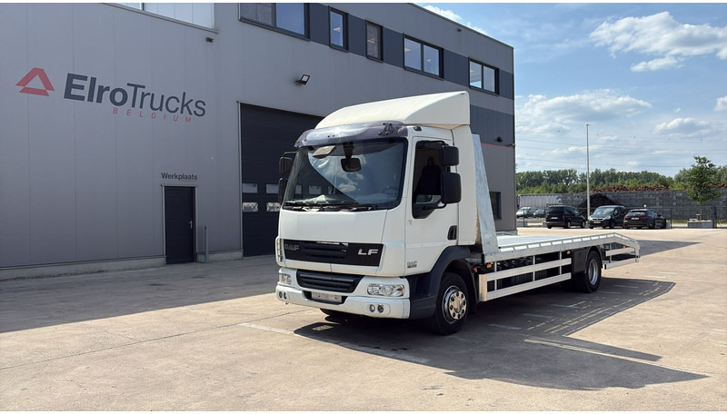DAF LF 45.210 (EURO 5 / HOLLAND TRUCK / NEW CONSTRUCTION / EURO 5 / PERFECT CONDITION) - Camião transporte de veículos: foto 1 DAF LF 45.210 (EURO 5 / HOLLAND TRUCK / NEW CONSTRUCTION / EURO 5 / PERFECT CONDITION) - Camião transporte de veículos: foto 1