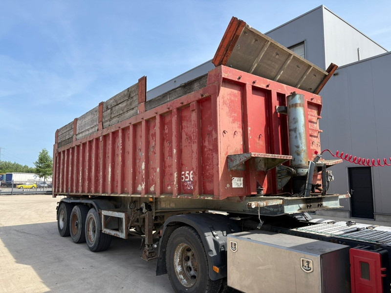 Fruehauf ONCRK22-110A (REMORQUE FRANCAIS / FRENCH TRAILER / DRUM BRAKES / FREINS TAMBOURS) - Semi-reboque basculante: foto 2 Fruehauf ONCRK22-110A (REMORQUE FRANCAIS / FRENCH TRAILER / DRUM BRAKES / FREINS TAMBOURS) - Semi-reboque basculante: foto 2