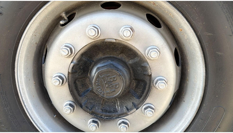 Kögel S 24 (BPW / DISC BRAKES / FREINS DISQUE) - Semi-reboque plataforma/ Caixa aberta: foto 5 Kögel S 24 (BPW / DISC BRAKES / FREINS DISQUE) - Semi-reboque plataforma/ Caixa aberta: foto 5