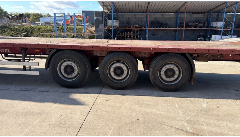 Kögel S 24 (BPW / DISC BRAKES / FREINS DISQUE) - Semi-reboque plataforma/ Caixa aberta: foto 4 Kögel S 24 (BPW / DISC BRAKES / FREINS DISQUE) - Semi-reboque plataforma/ Caixa aberta: foto 4
