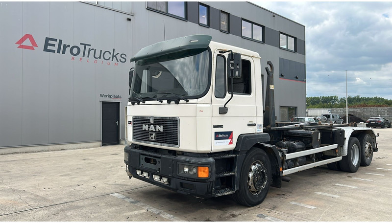 MAN 26.312 (6 CYLINDER / 6X2 / BELGIAN TRUCK IN GOOD CONDITION) - Camião polibenne: foto 1 MAN 26.312 (6 CYLINDER / 6X2 / BELGIAN TRUCK IN GOOD CONDITION) - Camião polibenne: foto 1