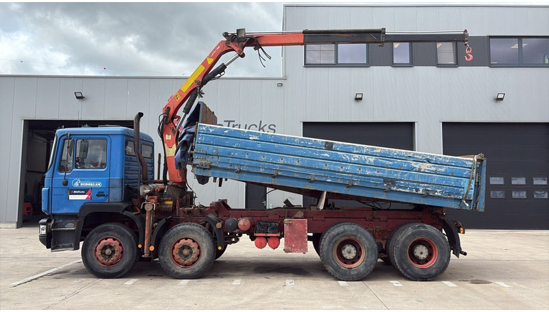 Camião basculante, Camião grua MAN 35.362 (6 CYLINDER / MANUAL PUMP / 8X4 / FALFINGER CRANE PK80 / STEEL SUSP.): foto 9