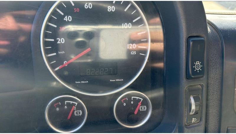 Camião furgão MAN TGL 8.180 (MANUAL GEARBOX / BOITE MANUELLE / CAMION BELGE / BELGIAN TRUCK): foto 12 Camião furgão MAN TGL 8.180 (MANUAL GEARBOX / BOITE MANUELLE / CAMION BELGE / BELGIAN TRUCK): foto 12