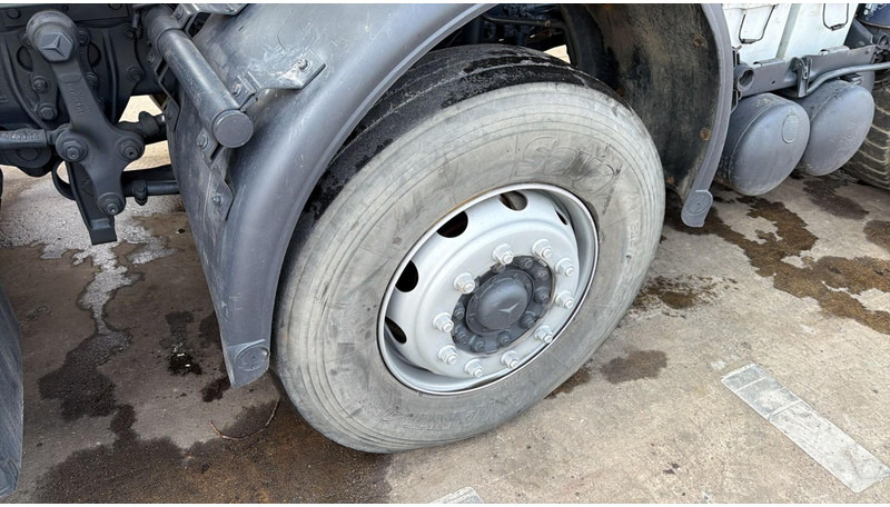 Locação financeira de Mercedes-Benz Actros 3235 (EPS / LAMES / GRAND PONT / STEEL SUSP. / 3 PEDALES / MP1) Mercedes-Benz Actros 3235 (EPS / LAMES / GRAND PONT / STEEL SUSP. / 3 PEDALES / MP1): foto 13 Locação financeira de Mercedes-Benz Actros 3235 (EPS / LAMES / GRAND PONT / STEEL SUSP. / 3 PEDALES / MP1) Mercedes-Benz Actros 3235 (EPS / LAMES / GRAND PONT / STEEL SUSP. / 3 PEDALES / MP1): foto 13