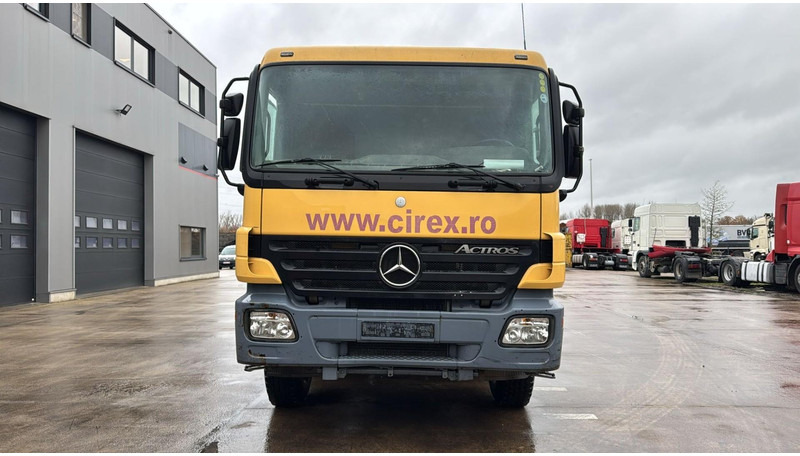 Mercedes-Benz Actros 4141 (EPS / 3 PEDALES / 8X4 / LAMES / GRAND PONT / STEEL SUSP. / MP2) - Camião chassi: foto 5 Mercedes-Benz Actros 4141 (EPS / 3 PEDALES / 8X4 / LAMES / GRAND PONT / STEEL SUSP. / MP2) - Camião chassi: foto 5