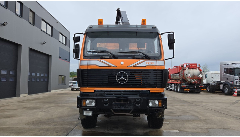 Mercedes-Benz SK 1735 (V8 2X TURBO / 4X4 / PARFAIT ETAT !!!! / GRUE / LAMES / GRAND PONT / TOP CONDITION !!!) - Camião basculante, Camião grua: foto 2 Mercedes-Benz SK 1735 (V8 2X TURBO / 4X4 / PARFAIT ETAT !!!! / GRUE / LAMES / GRAND PONT / TOP CONDITION !!!) - Camião basculante, Camião grua: foto 2