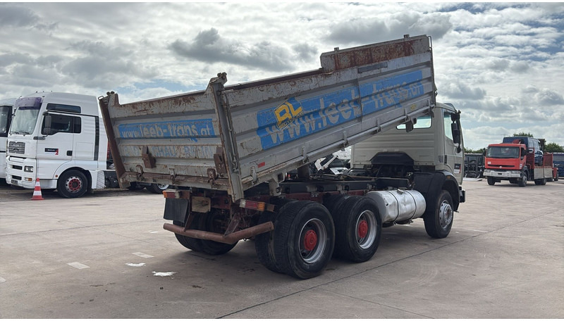 Mercedes-Benz SK 2527 (V6 / GRAND PONT / LAMES / BOITE MANUELLE / MANUAL GEARBOX) - Camião basculante: foto 5 Mercedes-Benz SK 2527 (V6 / GRAND PONT / LAMES / BOITE MANUELLE / MANUAL GEARBOX) - Camião basculante: foto 5